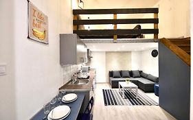 Downtown Flat In Budapest, King